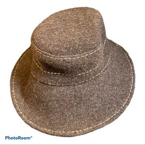Lucy Barlow Hat